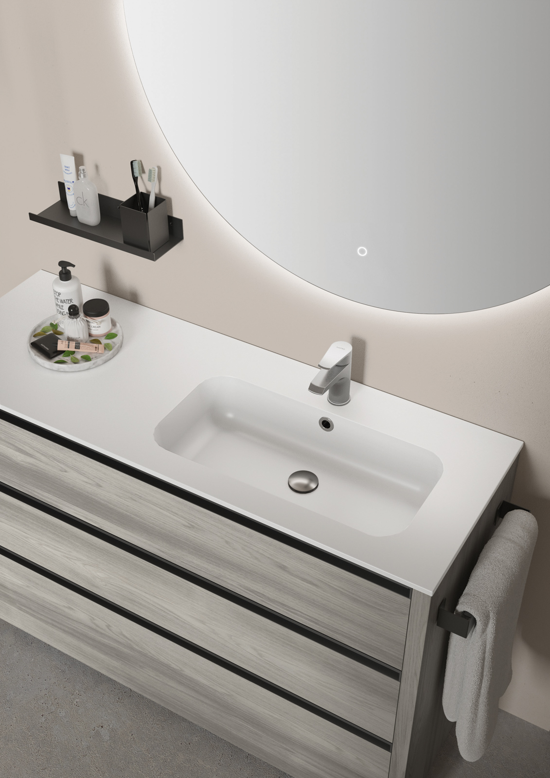 Il piano della consolle Riva di Geromin è realizzato in Mineraltek Opaco. Ha lavabo integrato e base del mobile in finitura Sablè Grigio. Il piano misura L 128 x P 45 cm e ha uno spessore di 1,2 cm. Prezzo su richiesta. https://gruppogeromin.com/it/