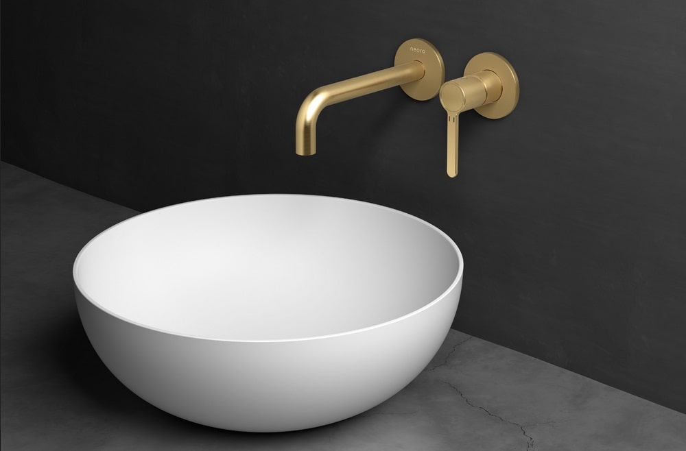 Rubinetto n50 di neoro in oro spazzolato dal look minimalista