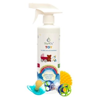 Toy di Sterilox è uno spray detergente naturale con acido ipocloroso (HOCl) per giocattoli, accessori e pelle dei bambini. I suoi ingredienti sono 100% naturali e sicuri: solo acqua purificata e acido ipocloroso (HOCl) stabilizzato, senza alcol, senza profumo e senza sostanze chimiche aggressive, nel rispetto del pH naturale della pelle. Prezzo 16,99 euro. www.amazon.it Toy di Sterilox è uno spray detergente naturale con acido ipocloroso (HOCl) per giocattoli, accessori e pelle dei bambini. I suoi ingredienti sono 100% naturali e sicuri: solo acqua purificata e acido ipocloroso (HOCl) stabilizzato, senza alcol, senza profumo e senza sostanze chimiche aggressive, nel rispetto del pH naturale della pelle. Prezzo 16,99 euro. www.amazon.it