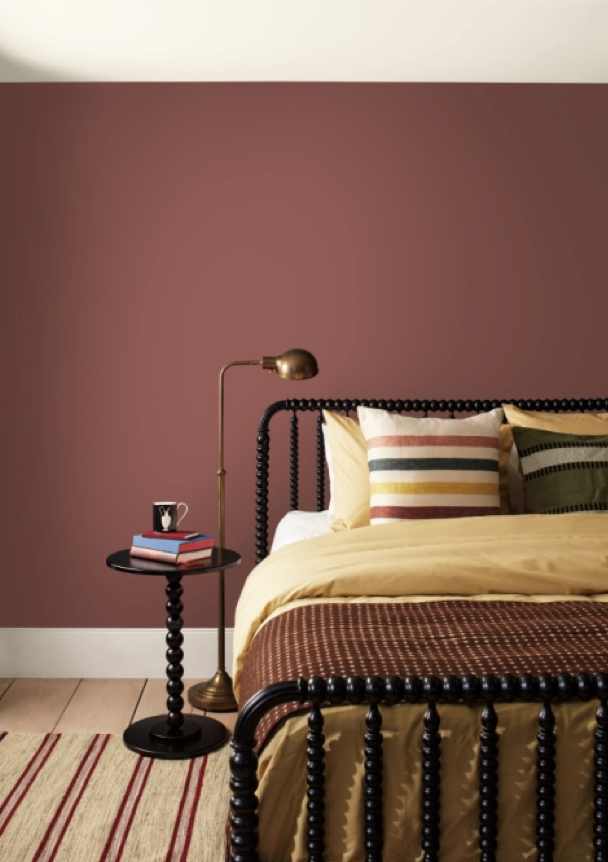 camera da letto rosso scuro benjamin moore