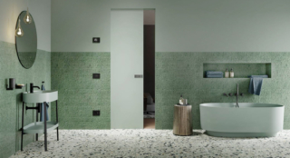 Absolute Energy di Ermetika è la porta scorrevole filo muro senza finiture esterne che permette di installare punti luce, termostati e prese elettriche sulla parete che la ospita. La predisposizione per cablaggi elettrici non incide sulla possibilità di far scomparire completamente un’anta scorrevole all’interno della parete. Questo sistema high-tech risulta dunque perfetto per coniugare attenzione al design e praticità di gestione degli spazi. Misura L 80 x H 210 cm, prezzo Telaio + Porta Laccata 1.440 euro + Iva. www.ermetika.it