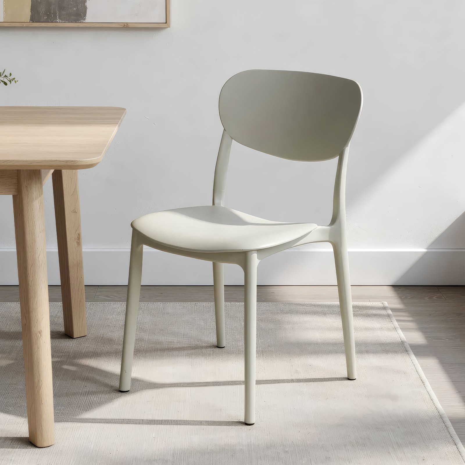 La sedia in polipropilene tortora di Kasanova è comoda e funzionale, adatta per la casa o per l'ufficio.Questa sedia tortora in polipropilene unisce design moderno e funzionalità. Realizzata in materiale resistente e facile da mantenere, ha un colore neutro che la rende versatile e facilmente abbinabile a diversi stili di arredamento. La seduta comoda offre supporto per un comfort ottimale. Prezzo 39,90 euro. www.kasanova.com