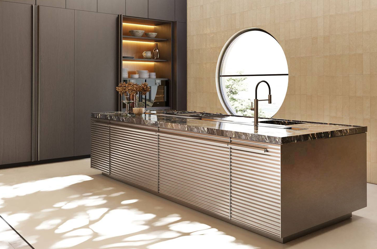 Dimensioni imponenti per l'isola che domina l'iconica cucina Cinqueterre di Schiffini disegnata da di Vico Magistretti: è realizzata interamente in alluminio anodizzato con il piano in Portoro, una pietra naturale, proveniente dal Golfo dei Poeti. Misura L 361,8 x P 144,9 x H 92,9 cm. Prezzo su richiesta. https://www.schiffini.it