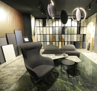Pavimenti, rivestimenti e ceramiche di pregio in un'ambientazione di design: gli showroom di Gruppobea trasformano la scelta dei materiali in un'esperienza.