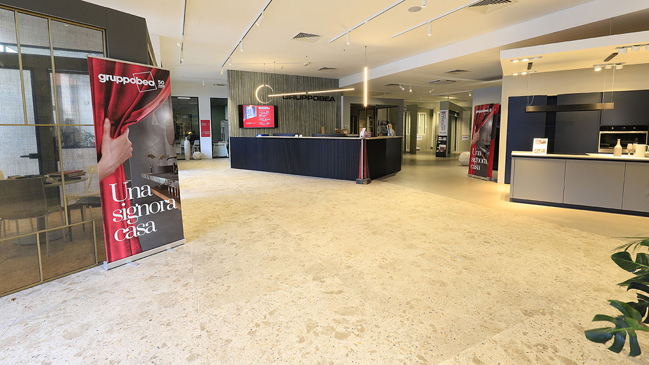 L'ampio showroom di Gruppobea: 65 stand espositivi tra Milano e Pero per scoprire tutte le migliori finiture per la tua riqualificazione.