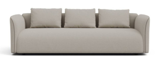 Il nuovo divano letto Kirk di Milano Bedding, design Karim Rashid,  ha una forma pulita ed essenziale che lo rende un arredo senza tempo. https://www.milanobedding.it - Salone del mobile 2026, padiglione 09, Stand D06.