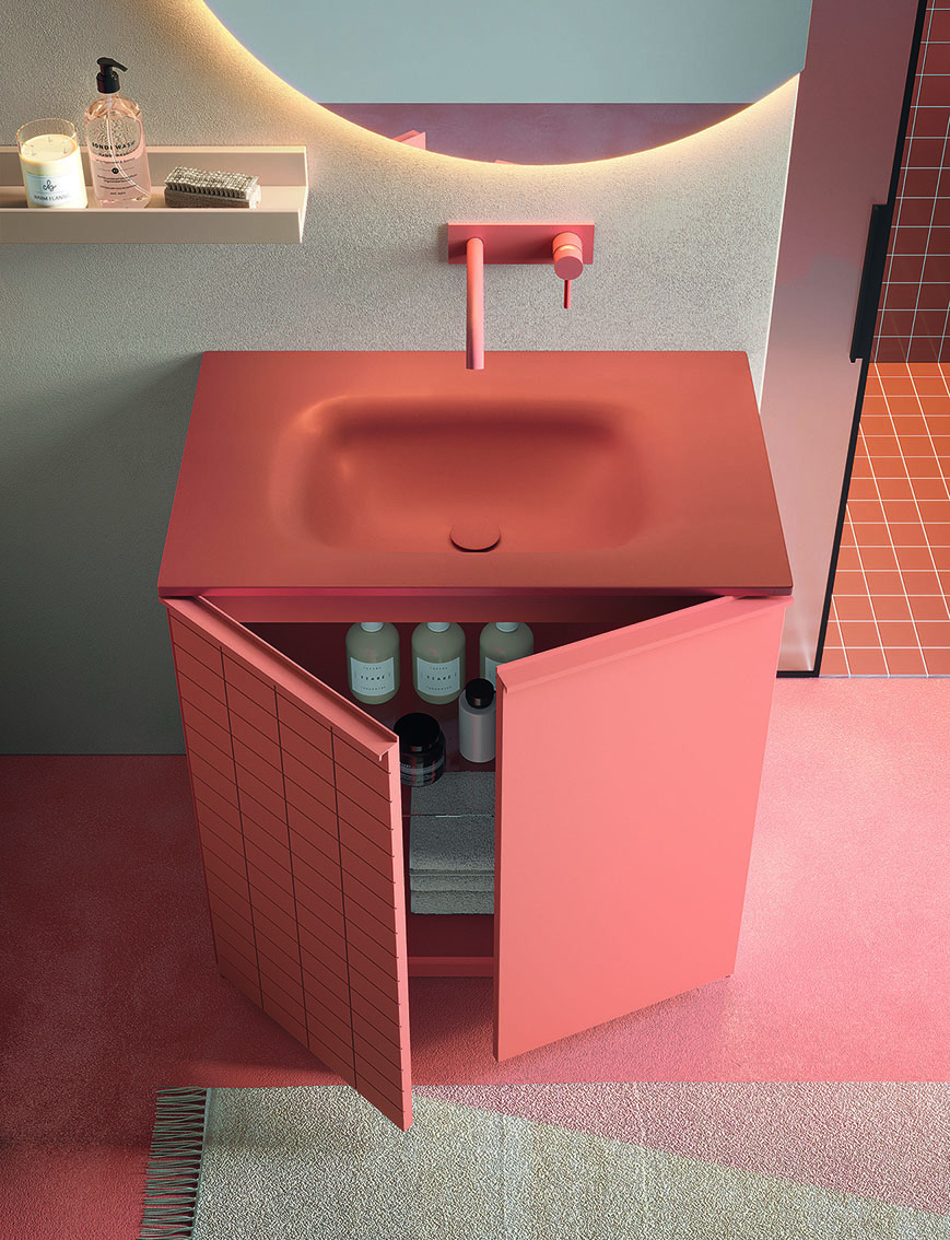 Fa parte della collezione Bloom di Novello il mobile lavabo sospeso a due ante di colore laccato Colorado con top in cristallo acidato nello stesso colore con lavabo integrato. Misura L 80 x P 51 x H 80 cm. Prezzo su richiesta. www.novello.it Fa parte della collezione Bloom di Novello il mobile lavabo sospeso a due ante di colore laccato Colorado con top in cristallo acidato nello stesso colore con lavabo integrato. Misura L 80 x P 51 x H 80 cm. Prezzo su richiesta. www.novello.it