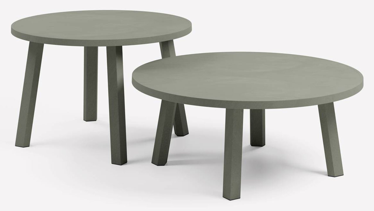 I tavolini outdoor Maximo di Nardi sono completamente realizzati in resina rigenerata disponibile in diverse varianti di colore: cactus, terra, gesso e basalto. Sono disponibili in diversi formati e misure. https://www.nardioutdoor.com - Salone del mobile 2026, padiglione 14, Stand A23, B22.