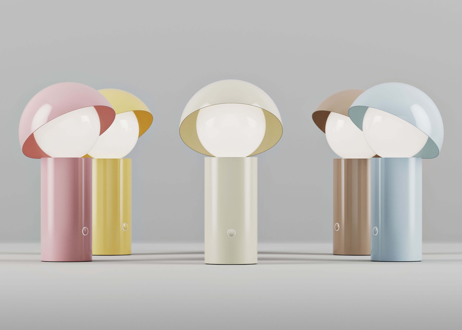 Aurora La Petite di Italamp, firmata dalla designer Virginia Cei, è il regalo ideale per la mamma che ama gli oggetti eleganti e versatili, capaci di rendere speciale ogni momento della giornata. Questa lampada da tavolo semi-outdoor, portatile e ricaricabile, unisce design contemporaneo e praticità, diffondendo una luce calda e suggestiva sia in casa che negli spazi esterni. Compatta ma scenografica, con dimensioni di 15 cm di diametro e 26 cm di altezza, è disponibile nelle tonalità Baby Pink, Baby Blue, Giallo, Bianco Antico e Cappuccino, perfette per aggiungere un tocco di stile e poesia a qualsiasi ambiente. www.italamp.com Aurora La Petite di Italamp, firmata dalla designer Virginia Cei, è il regalo ideale per la mamma che ama gli oggetti eleganti e versatili, capaci di rendere speciale ogni momento della giornata. Questa lampada da tavolo semi-outdoor, portatile e ricaricabile, unisce design contemporaneo e praticità, diffondendo una luce calda e suggestiva sia in casa che negli spazi esterni. Compatta ma scenografica, con dimensioni di 15 cm di diametro e 26 cm di altezza, è disponibile nelle tonalità Baby Pink, Baby Blue, Giallo, Bianco Antico e Cappuccino, perfette per aggiungere un tocco di stile e poesia a qualsiasi ambiente. www.italamp.com