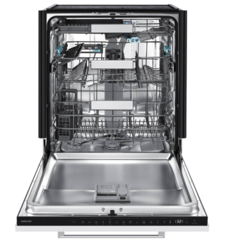 In classe A, la lavastoviglie da incasso Serie 90 DW90H79H1B0 di Samsung lava 14 coperti ed è dotata di pratico supporto per lavare padelle e teglie in verticale, risparmiando spazio. Ha tecnologia AI Wash che utilizza sensori intelligenti per riconoscere la quantità e il livello di sporco e ottimizzare così automaticamente acqua, detersivo e tempo. Extra silence, ha emissione di 41dB. Misura L 59,5 x P 55,5 x H 81,5 cm. Prezzo da rivenditore. www.samsung.com