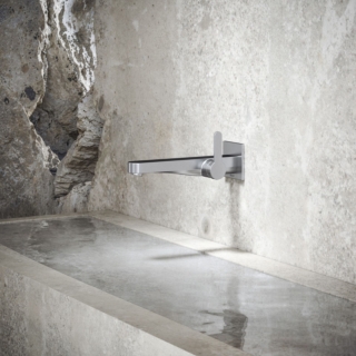 Ha finitura in acciaio inox spazzolato il miscelatore monocomando lavabo da incasso muro IXMO di Keuco dal design pulito e rigoroso. Realizzato per montaggio a incasso senza piletta. È disponibile in anche nella finitura cromata, ottone dorato spazzolato, oro rosso spazzolato e nero verniciato. Misura 18,1 cm. Prezzo su richiesta. www.keuco.com