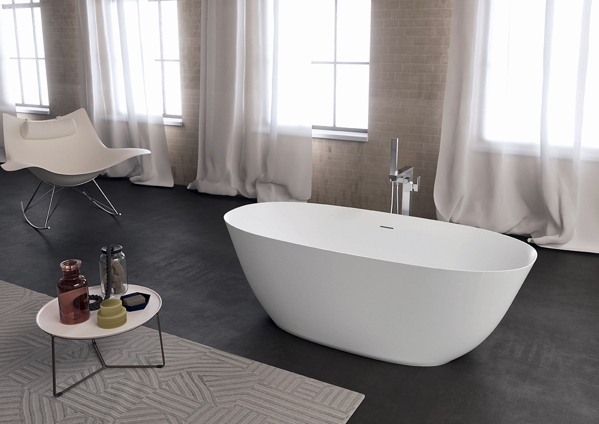 SKILL Up di Hafro è una vasca a libera installazione in Solidtek con troppo pieno e un’estetica minimale e uniforme con linee morbide e avvolgenti. Può essere anche bicolor. Misura L 160 x P 70 cm. Prezzo su richiesta. https://gruppogeromin.com/it SKILL Up di Hafro è una vasca a libera installazione in Solidtek con troppo pieno e un’estetica minimale e uniforme con linee morbide e avvolgenti. Può essere anche bicolor. Misura L 160 x P 70 cm. Prezzo su richiesta. https://gruppogeromin.com/it