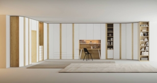 Interno 01 Night Collection
di Giessegi è un grande armadio che include scrivania e libreria. In laccato Bianco Sale e nobilitato Rovere Nodato, misura L 524,9 + 774,3 + 207,8 x P 61 x H 262 cm. Prezzo da rivenditore. www.giessegi.it