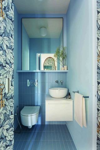 Piastrelle in gres serie Polvere di CE.SI. Ceramica di Sirone www.cesiceramica.it
Lavabo Shui di Ceramica Cielo
su mobile Sky di Arbi Arredobagno www.arbiarredobagno.it, www.ceramicacielo.it
Rubinetto Bambù di Bellosta Rubinetterie www.bellostarubinetterie.com
Vaso Mini Link di Ceramica Flaminia www.ceramicaflaminia.it. Piastrelle in gres serie Polvere di CE.SI. Ceramica di Sirone www.cesiceramica.it
Lavabo Shui di Ceramica Cielo
su mobile Sky di Arbi Arredobagno www.arbiarredobagno.it, www.ceramicacielo.it
Rubinetto Bambù di Bellosta Rubinetterie www.bellostarubinetterie.com
Vaso Mini Link di Ceramica Flaminia www.ceramicaflaminia.it.