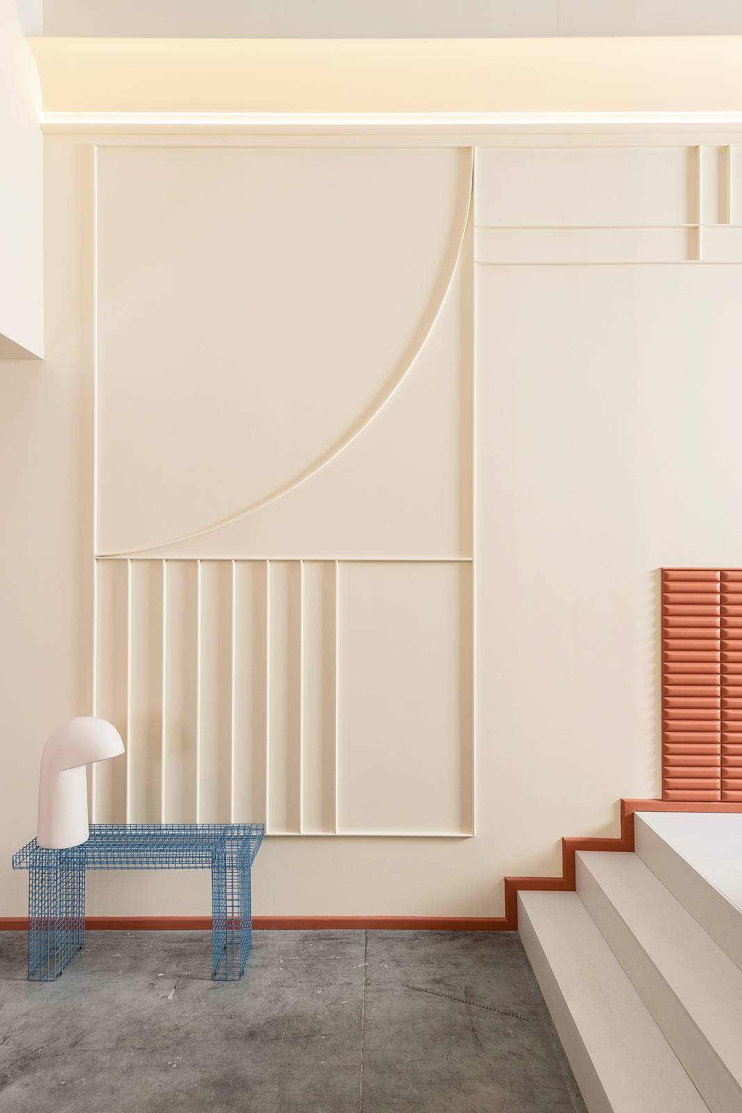 In polistirene, il battiscopa SX182 Cascade di Orac Decor ha la parte superiore arrotondata. Nella misura
L 200 x P 1,3 x H 5 cm,
in versione standard (vernicibile)
costa 14,01 euro. www.oracdecor.com In polistirene, il battiscopa SX182 Cascade di Orac Decor ha la parte superiore arrotondata. Nella misura
L 200 x P 1,3 x H 5 cm,
in versione standard (vernicibile)
costa 14,01 euro. www.oracdecor.com