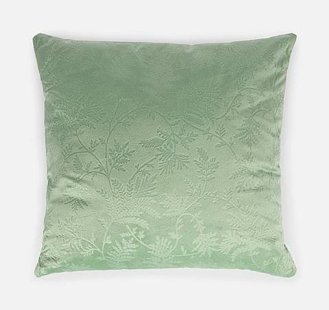 È in velluto l'art. 003959368 di Croff. L'effetto devoré crea un delicato motivo botanico. Misura 45 x 45 cm e costa 24,99 euro. www.croff.it
