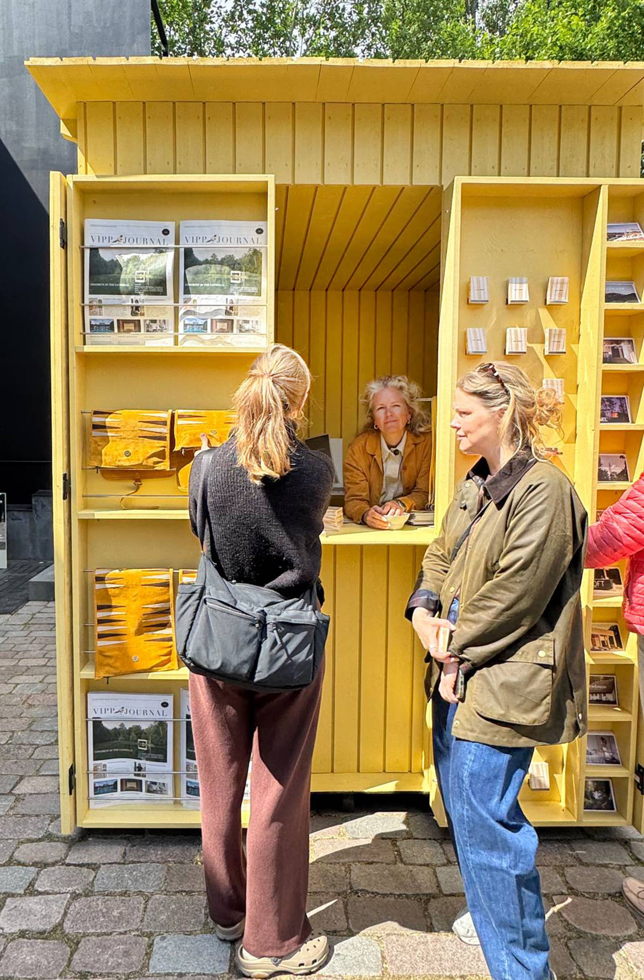 Giallo per strada