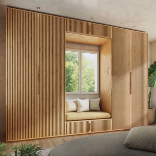 Vertical di Cinius è in legno massello di faggio con ante a battente caratterizzate dalle doghe verticali che contribuiscono a dare un’impressione di slancio e ariosità. Prodotto su misura,
prezzo su preventivo a partire da 4.800 euro. www.cinius.com