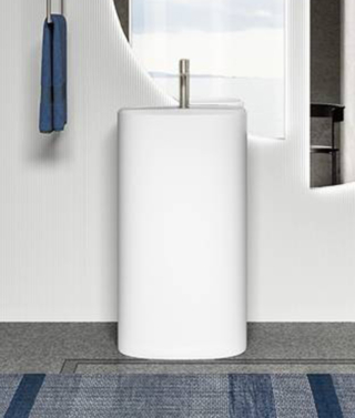 Kate 2 di Cerasa, in Solyd Surface bianco opaco, è predisposto per scarico a parete o a terra. Il miscelatore è fissato su un supporto interno al bacino. Misura L 48 x H 87 cm e costa 1.723 euro. www.cerasa.it Kate 2 di Cerasa, in Solyd Surface bianco opaco, è predisposto per scarico a parete o a terra. Il miscelatore è fissato su un supporto interno al bacino. Misura L 48 x H 87 cm e costa 1.723 euro. www.cerasa.it