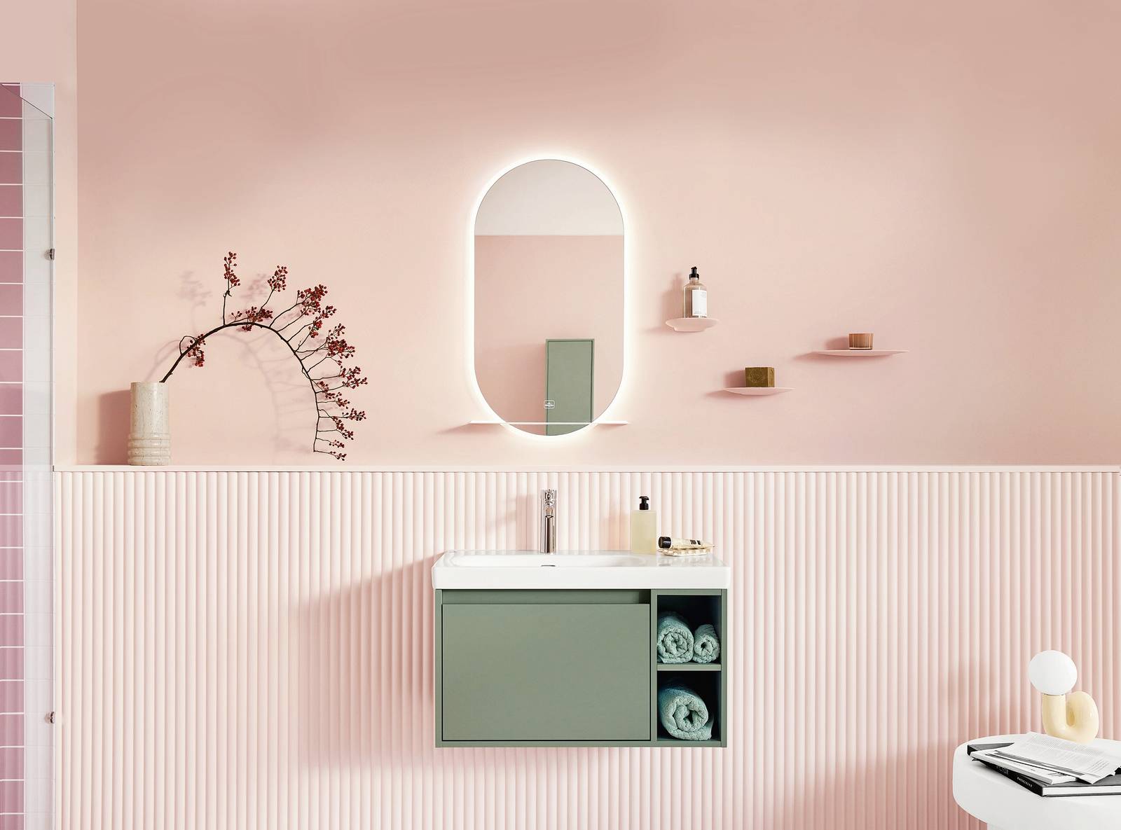 Skyla di Villeroy & Boch,
lavabo in TitanCeram,
è inserito in appoggio
nel mobile sospeso in colore Stone White Ceramics Plus fissato
a parete. Con foro
per rubinetteria centrale
e dotato di troppopieno, misura L 80 x P 46 x H 16 cm. Costa 752 euro + Iva. www.villeroy-boch.it Skyla di Villeroy & Boch,
lavabo in TitanCeram,
è inserito in appoggio
nel mobile sospeso in colore Stone White Ceramics Plus fissato
a parete. Con foro
per rubinetteria centrale
e dotato di troppopieno, misura L 80 x P 46 x H 16 cm. Costa 752 euro + Iva. www.villeroy-boch.it