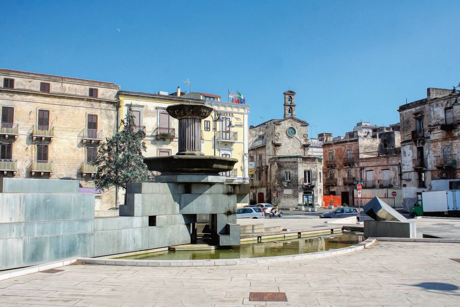 Piazza Fontana a Taranto,
al centro di un progetto di riqualificazione