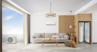 Vitoclima 300-S Kombi di Viessmann è una soluzione di climatizzazione intelligente, perché consente di riscaldare, raffrescare e produrre acqua calda in casa con un sistema unico, efficiente e salvaspazio. Il modulo climatizzatore è dotato di tecnologia a plasma freddo integrata per sanificare l'aria e consente di collegare a una singola unità esterna fino a 3 unità interne, anche di tipologia diversa (split a parete, canalizzata, a cassetta, a console, a soffitto / pavimento). Utilizza gas refrigerante ecologico R32 e ha wi-Fi integrato di serie. Il bollitore ha capienza di 185 litri. Prezzo da rivenditore. www.viessmann.it Vitoclima 300-S Kombi di Viessmann è una soluzione di climatizzazione intelligente, perché consente di riscaldare, raffrescare e produrre acqua calda in casa con un sistema unico, efficiente e salvaspazio. Il modulo climatizzatore è dotato di tecnologia a plasma freddo integrata per sanificare l'aria e consente di collegare a una singola unità esterna fino a 3 unità interne, anche di tipologia diversa (split a parete, canalizzata, a cassetta, a console, a soffitto / pavimento). Utilizza gas refrigerante ecologico R32 e ha wi-Fi integrato di serie. Il bollitore ha capienza di 185 litri. Prezzo da rivenditore. www.viessmann.it