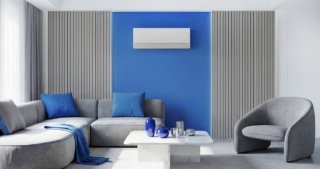 Contraddistinto da superfici pulite e ben definite e arricchite da una texture materica capace di ridurre i riflessi, WindFree Première+ di Samsung è disponibile nelle due nuove varianti colore Essential White e Soapstone Charcoal. Con tripla aletta e microfori WindFree™ per distribuire l'aria in modo uniforme, funziona con intelligenza artificiale AI per offrire un comfort su misura in ogni ambiente. Grazie alla compatibilità con SmartThings, è possibile gestire da remoto funzioni, consumi e automazioni smart tramite app o comandi vocali. Prezzo da rivenditore. www.samsung.com Contraddistinto da superfici pulite e ben definite e arricchite da una texture materica capace di ridurre i riflessi, WindFree Première+ di Samsung è disponibile nelle due nuove varianti colore Essential White e Soapstone Charcoal. Con tripla aletta e microfori WindFree™ per distribuire l'aria in modo uniforme, funziona con intelligenza artificiale AI per offrire un comfort su misura in ogni ambiente. Grazie alla compatibilità con SmartThings, è possibile gestire da remoto funzioni, consumi e automazioni smart tramite app o comandi vocali. Prezzo da rivenditore. www.samsung.com