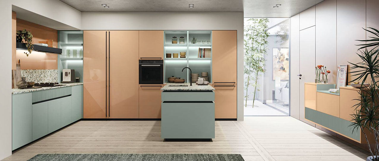 Abbina due delicate tonalità pastello la cucina Color Lab di CREO Kitchens in cui il colore diventa un elemento di arredo: le basi hanno le ante in laccato super opaco verde Kitami mentre i pensili e le colonne hanno le ante laccate cannella lucido. Il piano e lo schienale sono realizzati in agglomerato di marmo Vendome glossy. Gli elementi a giorno Over “spezzano” la composizione e consentono di esporre stoviglie e accessori in bellavista. Prezzo su richiesta. https://www.creokitchens.it