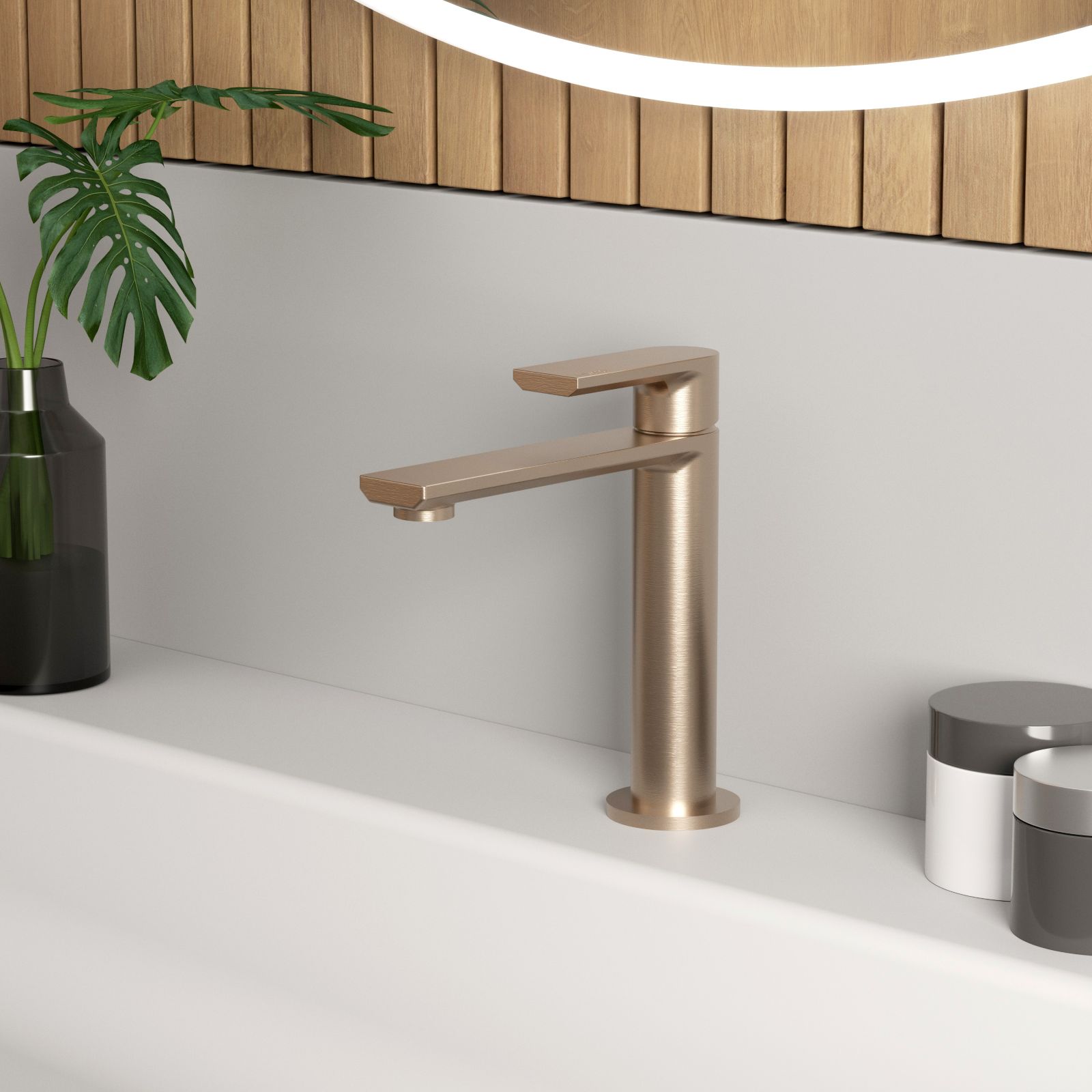 Il miscelatore per lavabo basso BR2042BR della collezione Dia rivea di Reuter è in ottone con finitura oro rosa spazzolato. Consuma a 3 bar 4 l/min. L’altezza è di 16,6 cm, mentre la lunghezza della canna è di 12,5 cm. Prezzo 422,62 euro. www.reuter.com