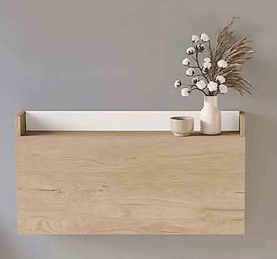 Turín di Herdasa in vendita da Maisons du Monde ha la struttura in melamminico effetto legno con dettagli bianchi. Misura L 80 x P 14/47 x H 42 cm. Costa 195 euro. www.maisonsdumonde.com Turín di Herdasa in vendita da Maisons du Monde ha la struttura in melamminico effetto legno con dettagli bianchi. Misura L 80 x P 14/47 x H 42 cm. Costa 195 euro. www.maisonsdumonde.com