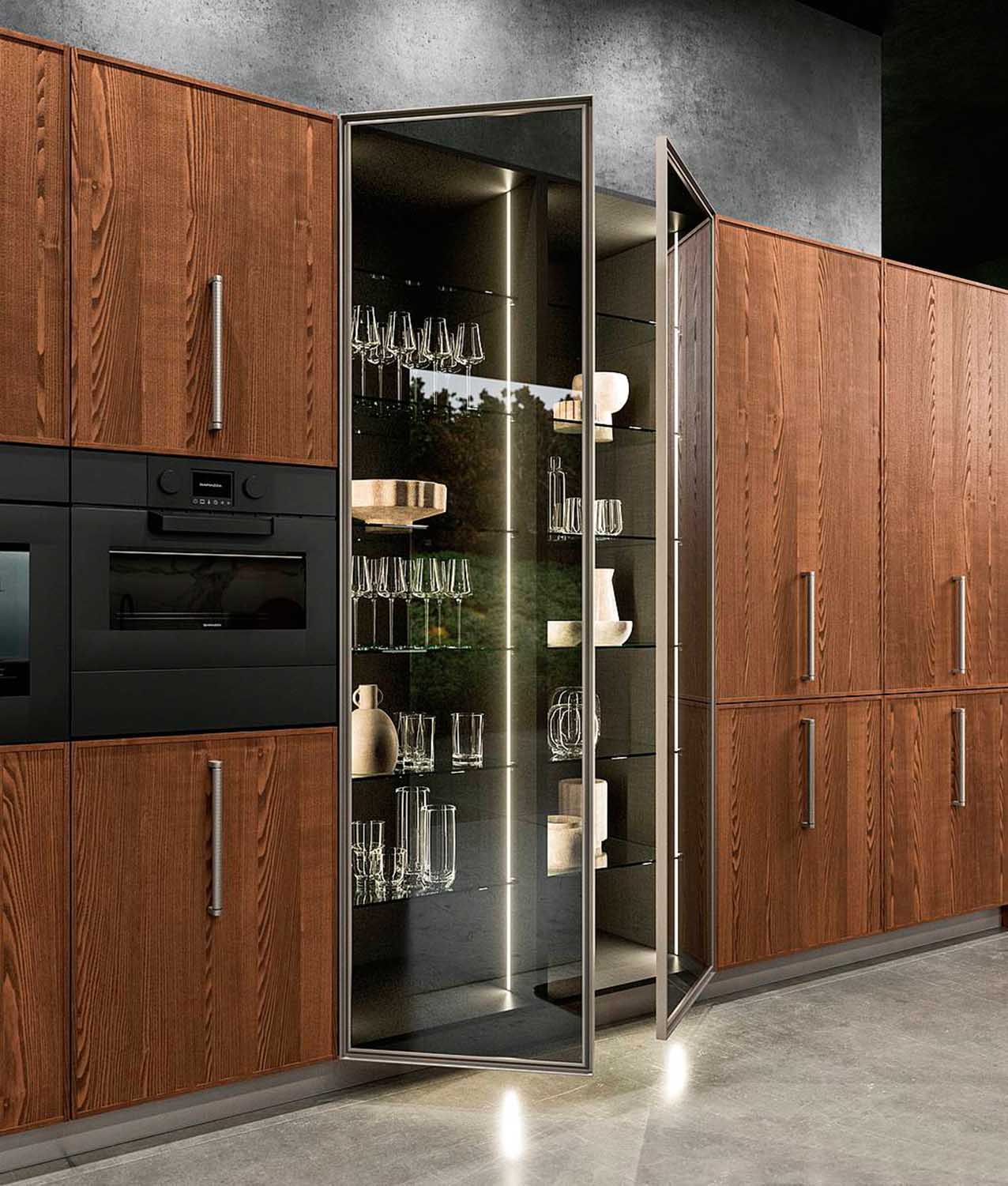 Il nuovo profilo RAIL, di estruso di alluminio in elettrocolore del modello Guadalupe di ARAN Cucine,
è disponibile nero o titanio (spess. 26 mm), qui con
vetro fumé. Un elemento base da 60 cm costa 612 euro + Iva. www.arancucine.it Il nuovo profilo RAIL, di estruso di alluminio in elettrocolore del modello Guadalupe di ARAN Cucine,
è disponibile nero o titanio (spess. 26 mm), qui con
vetro fumé. Un elemento base da 60 cm costa 612 euro + Iva. www.arancucine.it