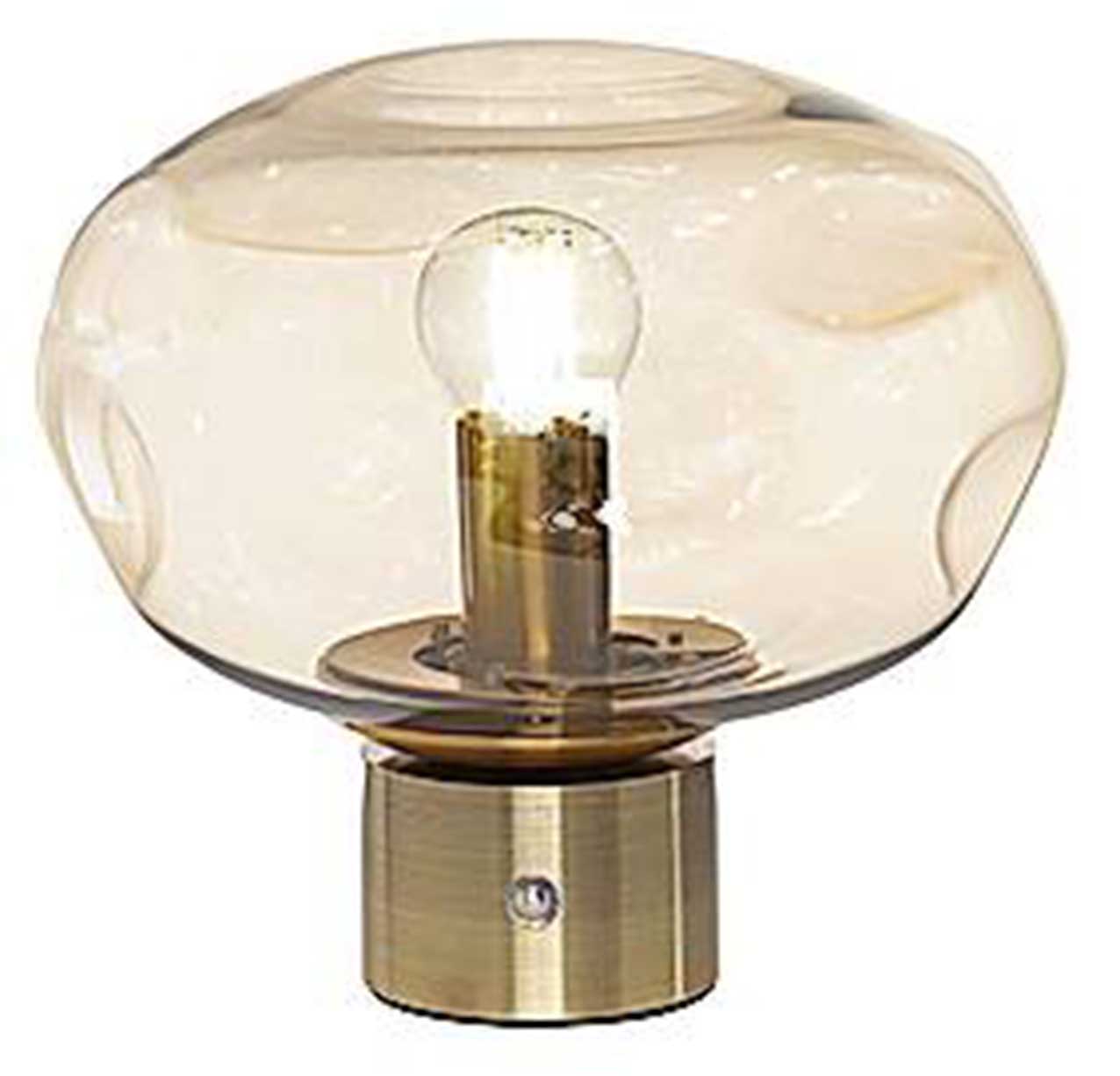 Diffonde una luce d'atmosfera avvolgente e rilassante, ideale per la camera da letto. Ricaricabile, non richiede
presa elettrica.Nubola Low Small di Riflessi ,
con luce led dimmerabile, è in vetro pyrex soffiato e lavorato a mano;
la ghiera è in metallo.
Misura Ø 20 x H 17 cm
e costa 244 euro. www.riflessi.it Diffonde una luce d'atmosfera avvolgente e rilassante, ideale per la camera da letto. Ricaricabile, non richiede
presa elettrica.Nubola Low Small di Riflessi ,
con luce led dimmerabile, è in vetro pyrex soffiato e lavorato a mano;
la ghiera è in metallo.
Misura Ø 20 x H 17 cm
e costa 244 euro. www.riflessi.it