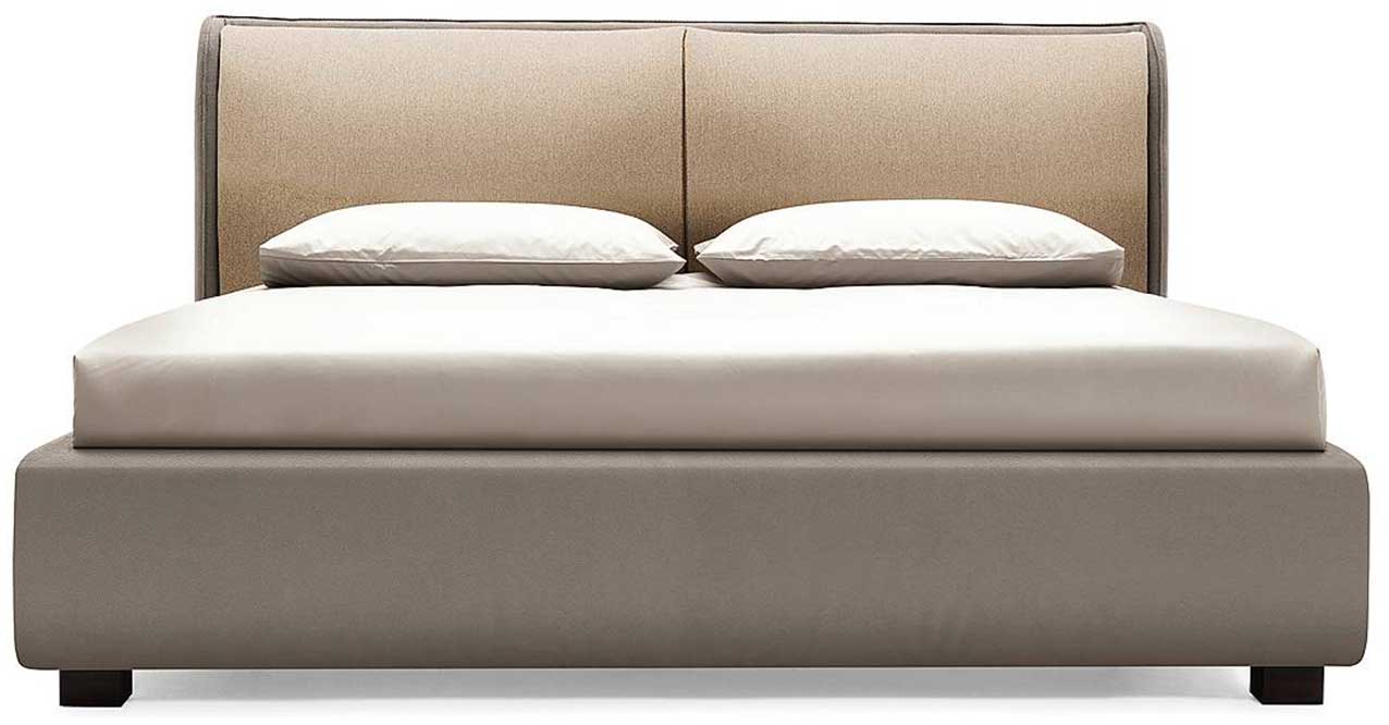 Avvolgendo il perimetro inferiore del letto,
la testiera crea un guscio elegante
che accoglie due grandi cuscini, con
materiali e finiture personalizzabili.Dolly di Calligaris è disponibile in tre varianti di piedino in legno e una in metallo, con la possibilità di scegliere l’estetica e l’altezza da terra che più aggradano; prevede inoltre una rete fissa o il vano contenitore e il rivestimento in stoffa o pelle. Misura L 186 x P 226 x H 108 cm; costa 3.383 euro. www.calligaris.com Avvolgendo il perimetro inferiore del letto,
la testiera crea un guscio elegante
che accoglie due grandi cuscini, con
materiali e finiture personalizzabili.Dolly di Calligaris è disponibile in tre varianti di piedino in legno e una in metallo, con la possibilità di scegliere l’estetica e l’altezza da terra che più aggradano; prevede inoltre una rete fissa o il vano contenitore e il rivestimento in stoffa o pelle. Misura L 186 x P 226 x H 108 cm; costa 3.383 euro. www.calligaris.com