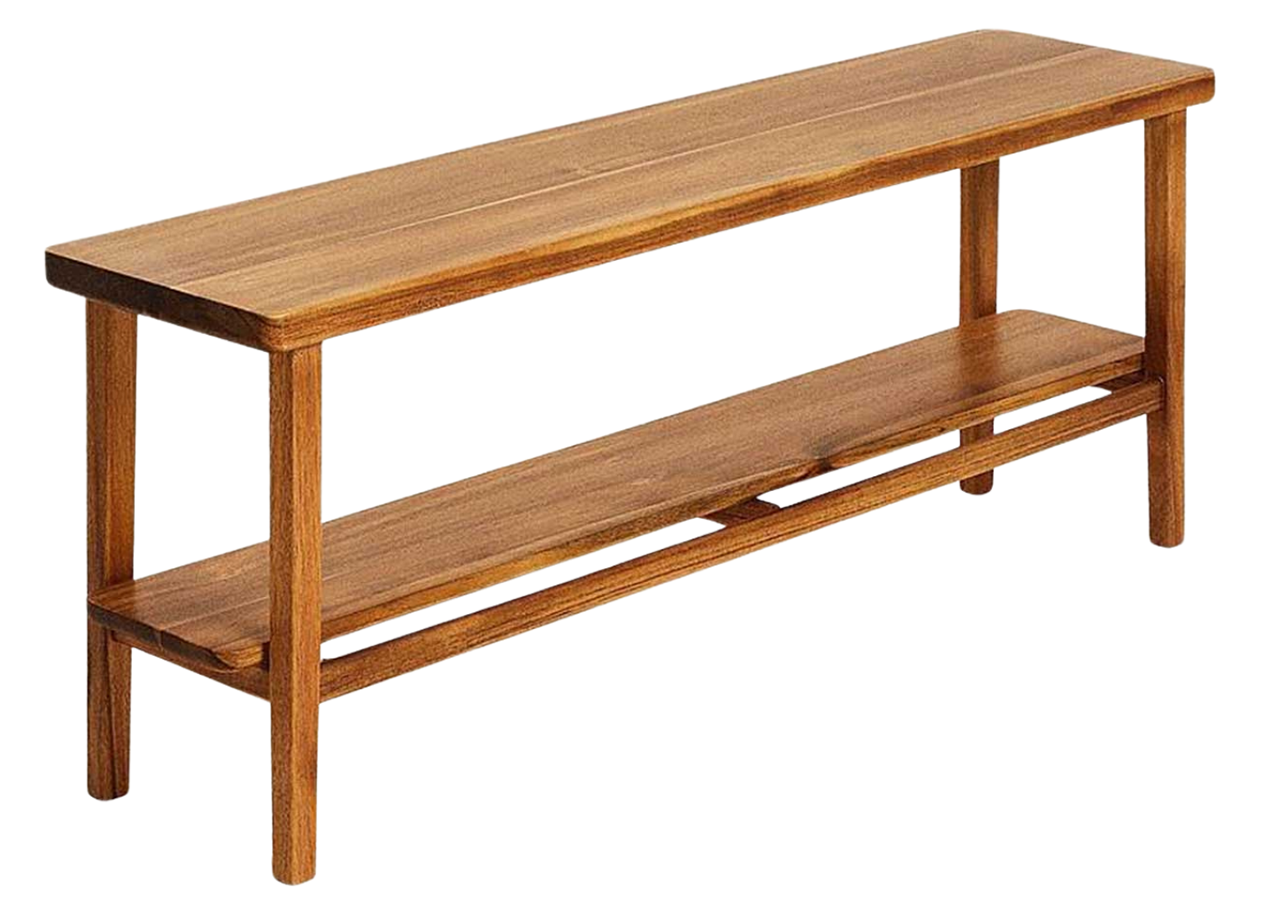 A due ripiani, la panca di Zara Home è in legno di acacia. Misura L 110 x P 25 x H 43 cm. Costa 219 euro. www.zarahome.com