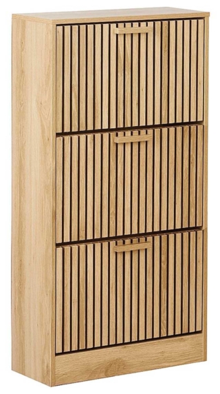 In legno, la scarpiera Lynwood di Beliani ha scomparti con apertura a ribalta e frontali con lavorazione a listelli. Misura L  60 x P 24 x H 113 cm. Costa 99,99 euro. www.beliani.it