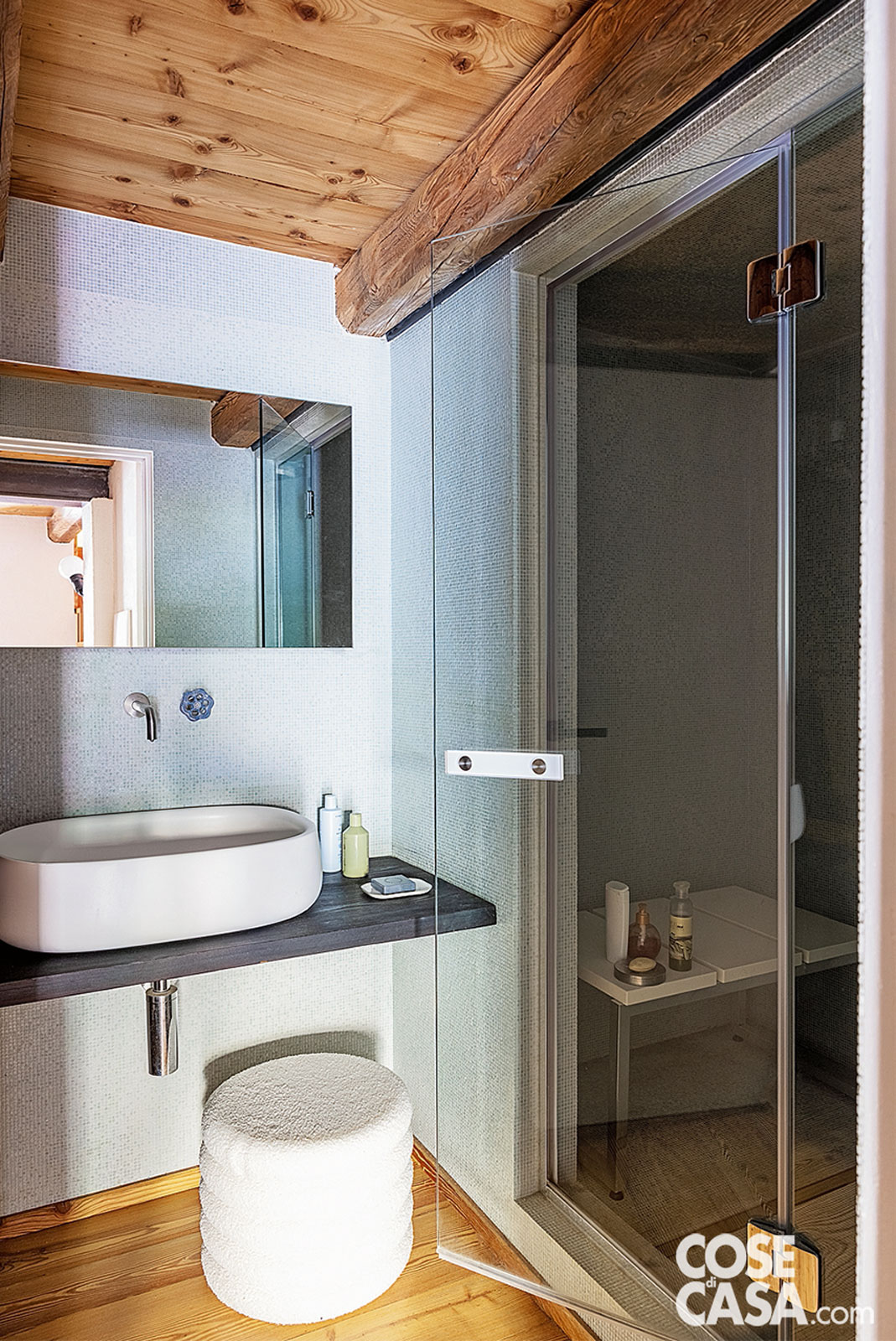 bagno con tavi sul tetto bagno con tavi sul tetto