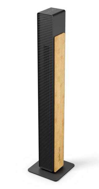 Il ventilatore a torre Nick di Stadler Form offre 10 velocità e grazie al suo funzionamento estremamente silenzioso (emette al max 49 decibel), è ideale anche per ambienti come camere da letto, camerette per bambini o uffici. Con rivestimento in bambù naturale sui lati, ha design sottile che ne permette il posizionamento anche in piccoli ambienti. Consuma 30 watt. Misura L 11 x P 14 x H 95 cm. Prezzo 179 euro. www.stadler.form.it