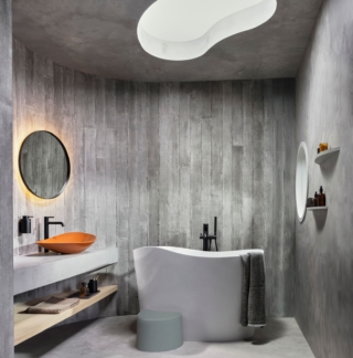 È in Stonex® con piletta click-clack la vasca freestanding ovale Ohtake di Roca in finitura bianca. È dotata di gradino alto 38,2 cm per facilitare l’accesso alla vasca. Misura L 120 x P 80 x H 80 cm. Prezzo, Iva esclusa, 2.800 euro. Prezzo del gradino, Iva esclusa, 250 euro. È in Stonex® con piletta click-clack la vasca freestanding ovale Ohtake di Roca in finitura bianca. È dotata di gradino alto 38,2 cm per facilitare l’accesso alla vasca. Misura L 120 x P 80 x H 80 cm. Prezzo, Iva esclusa, 2.800 euro. Prezzo del gradino, Iva esclusa, 250 euro.