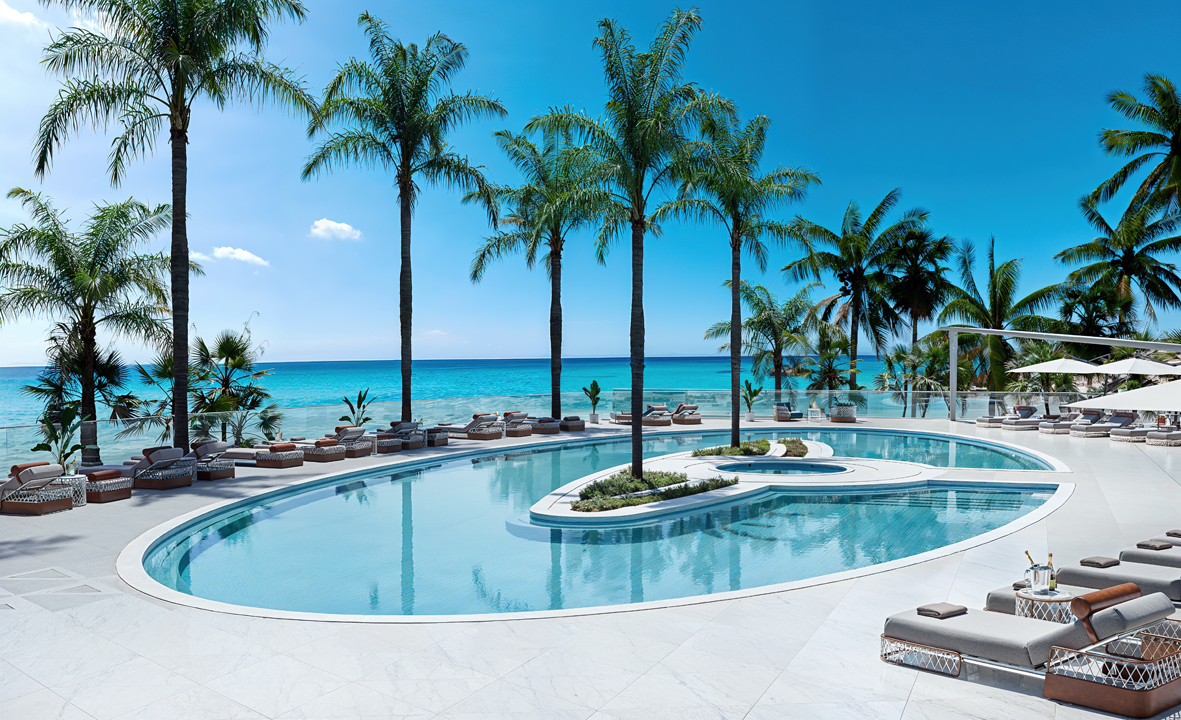 Myrtha Pools: Bentley Residences Myrtha Pools: Bentley Residences