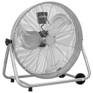 Il ventilatore a tamburo su ruote Argento di VidaXL è in alluminio. È adatto anche per uso esterno e locali di servizio, come garage e officine. Misura L 73 x P 42 x H 70 cm. Costa 147,99 euro. www.vidaxl.it Il ventilatore a tamburo su ruote Argento di VidaXL è in alluminio. È adatto anche per uso esterno e locali di servizio, come garage e officine. Misura L 73 x P 42 x H 70 cm. Costa 147,99 euro. www.vidaxl.it