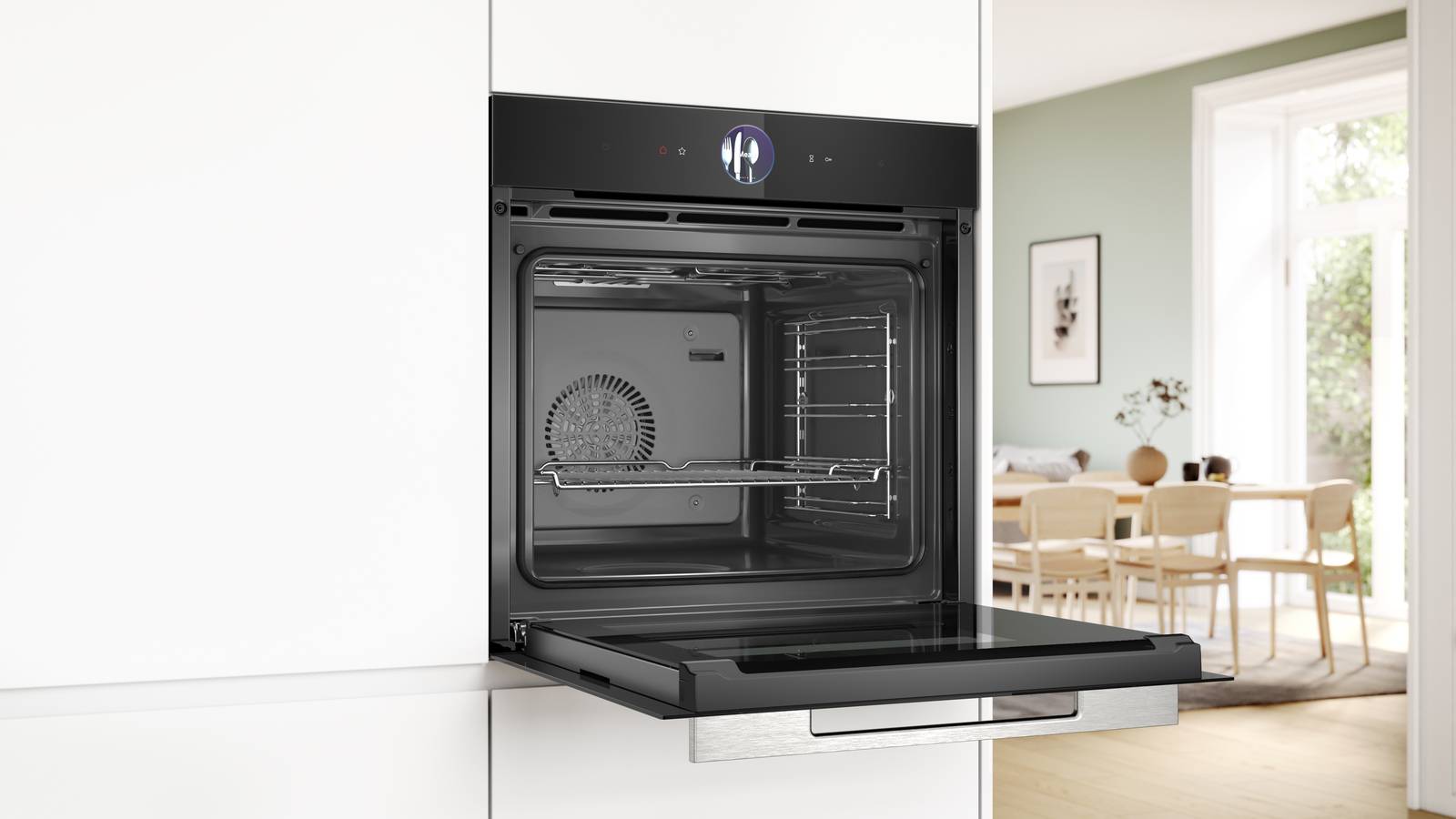 Grazie alla funzione Steam Plus che cuoce fino a 120°C, i piatti nel forno Serie 8 HSG7361B1 di Bosch sono pronti più rapidamente e preservano le vitamine e i nutrienti. Permette di regolare le impostazioni del forno in modo intuitivo ruotando l’anello digitale sul pannello di controllo o utilizzando l’app Home Connect che suggerisce impostazioni o programmi adatti. Completo di funzione di Rigenerazione, ha programma Aria Calda Delicata per cucinare risparmiando energia. Il serbatoio dell’acqua per il vapore è capiente 1 litro. Prezzo da rivenditore. www.bosch-home.com/it Grazie alla funzione Steam Plus che cuoce fino a 120°C, i piatti nel forno Serie 8 HSG7361B1 di Bosch sono pronti più rapidamente e preservano le vitamine e i nutrienti. Permette di regolare le impostazioni del forno in modo intuitivo ruotando l’anello digitale sul pannello di controllo o utilizzando l’app Home Connect che suggerisce impostazioni o programmi adatti. Completo di funzione di Rigenerazione, ha programma Aria Calda Delicata per cucinare risparmiando energia. Il serbatoio dell’acqua per il vapore è capiente 1 litro. Prezzo da rivenditore. www.bosch-home.com/it