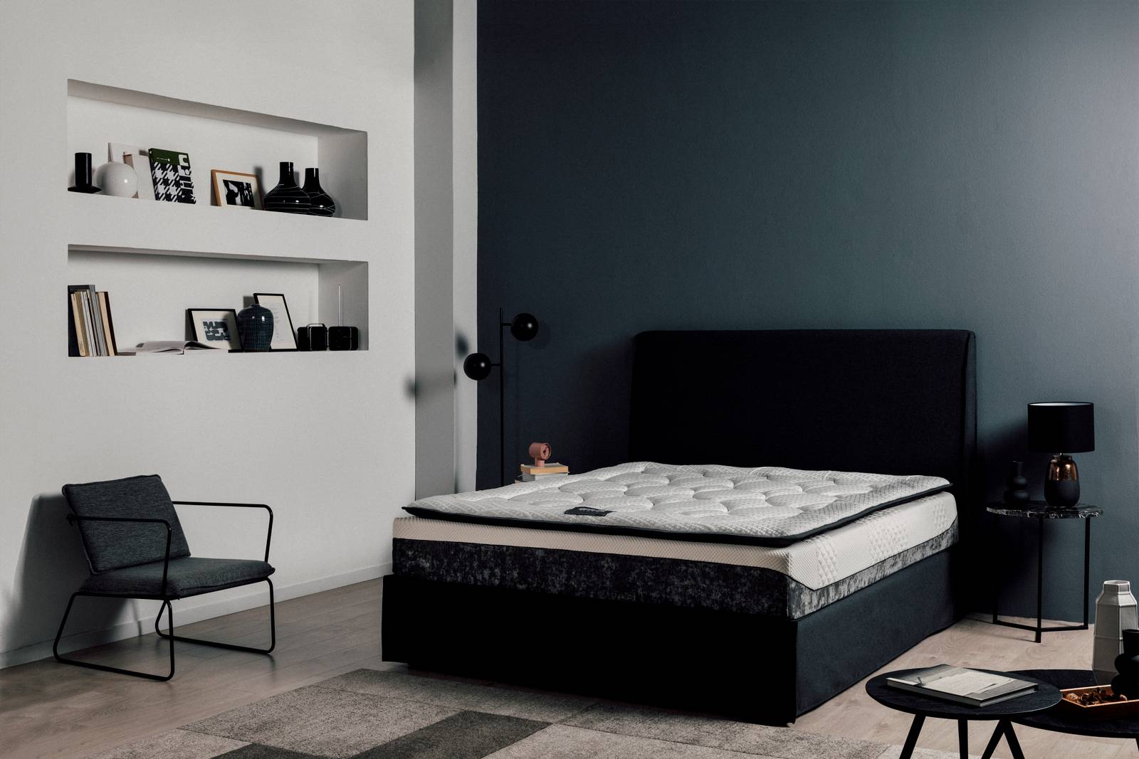 Materasso Linea BLACK + topper di Simmons Materasso Linea BLACK + topper di Simmons