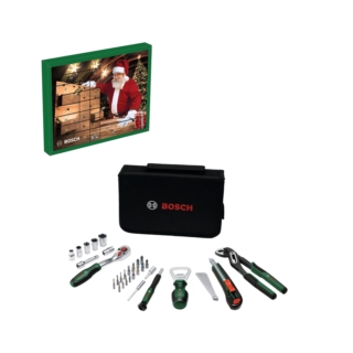 Il calendario dell’Avvento Bosch racchiude 24 sorprese pensate per chi ama il fai-da-te e vuole avere sempre a portata di mano gli strumenti giusti per piccoli lavori e riparazioni domestiche. Il kit comprende 44 pezzi, tra cui una pinza regolabile da 176 mm, un cricchetto da ¼” con cinque bussole, un cacciavite di precisione, un taglierino con lame di ricambio e diversi inserti per avvitare. Non mancano adattatori e prolunghe per rendere gli utensili ancora più versatili, oltre a una pratica custodia in tessuto con chiusura a cerniera per tenerli in ordine. Un’idea regalo originale per rendere più speciale l’attesa del Natale e sorprendere chi ama dedicarsi ai piccoli progetti per la casa. Prezzo 44,90 euro. www.leroymerlin.it Il calendario dell’Avvento Bosch racchiude 24 sorprese pensate per chi ama il fai-da-te e vuole avere sempre a portata di mano gli strumenti giusti per piccoli lavori e riparazioni domestiche. Il kit comprende 44 pezzi, tra cui una pinza regolabile da 176 mm, un cricchetto da ¼” con cinque bussole, un cacciavite di precisione, un taglierino con lame di ricambio e diversi inserti per avvitare. Non mancano adattatori e prolunghe per rendere gli utensili ancora più versatili, oltre a una pratica custodia in tessuto con chiusura a cerniera per tenerli in ordine. Un’idea regalo originale per rendere più speciale l’attesa del Natale e sorprendere chi ama dedicarsi ai piccoli progetti per la casa. Prezzo 44,90 euro. www.leroymerlin.it