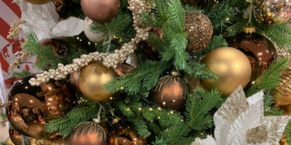albero di Natale decorazioni marrone