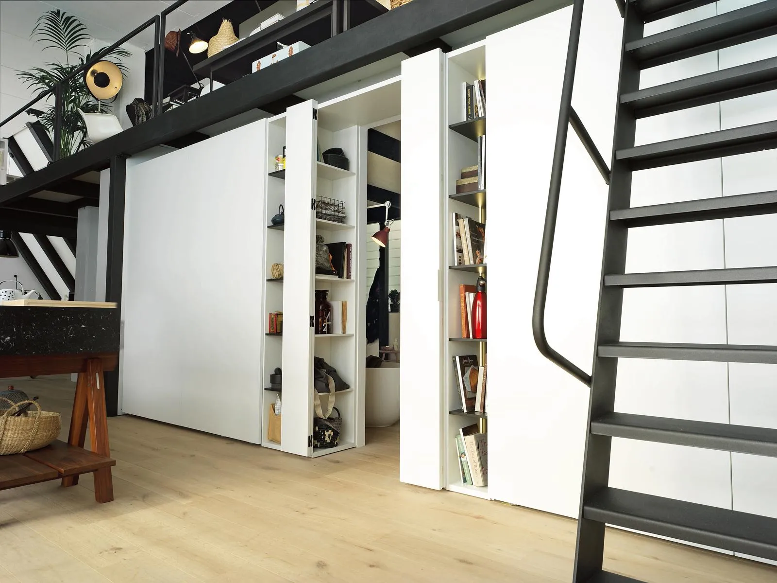 Paravento Ikea per separare gli ambienti interni ed esterni con stile