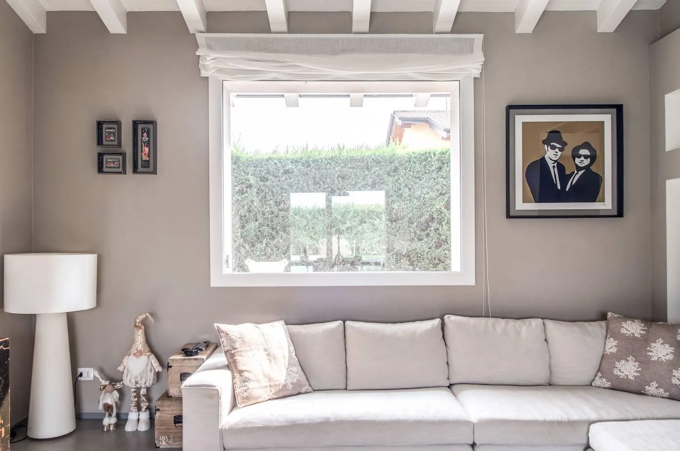 Appendere al meglio i quadri di casa - Frimar serramenti Milano